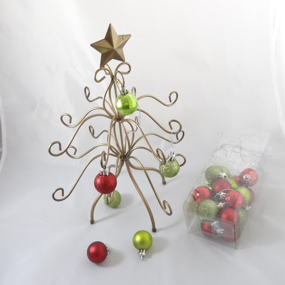 Tabletop metal Christmas Tree w/ornaments